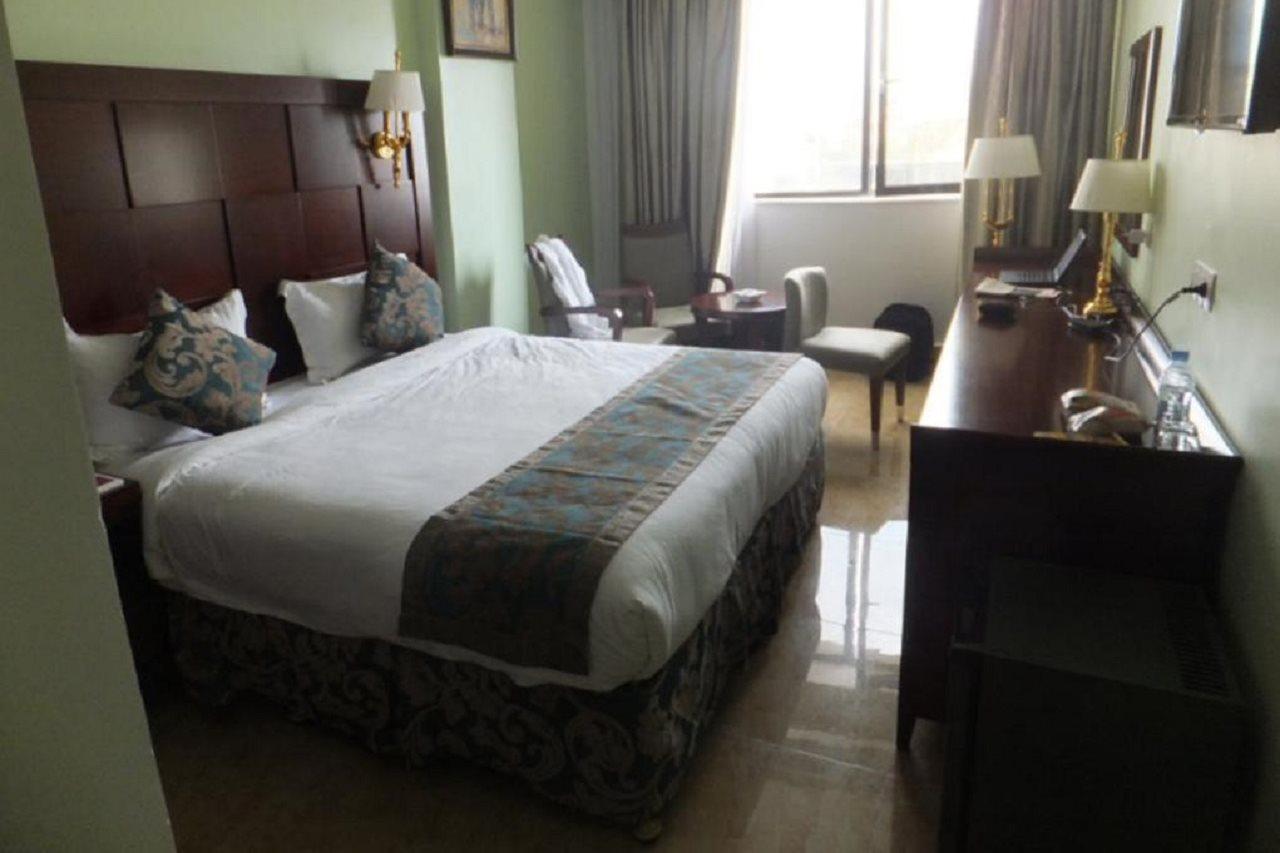 Hotel El Kenz Sétif Esterno foto